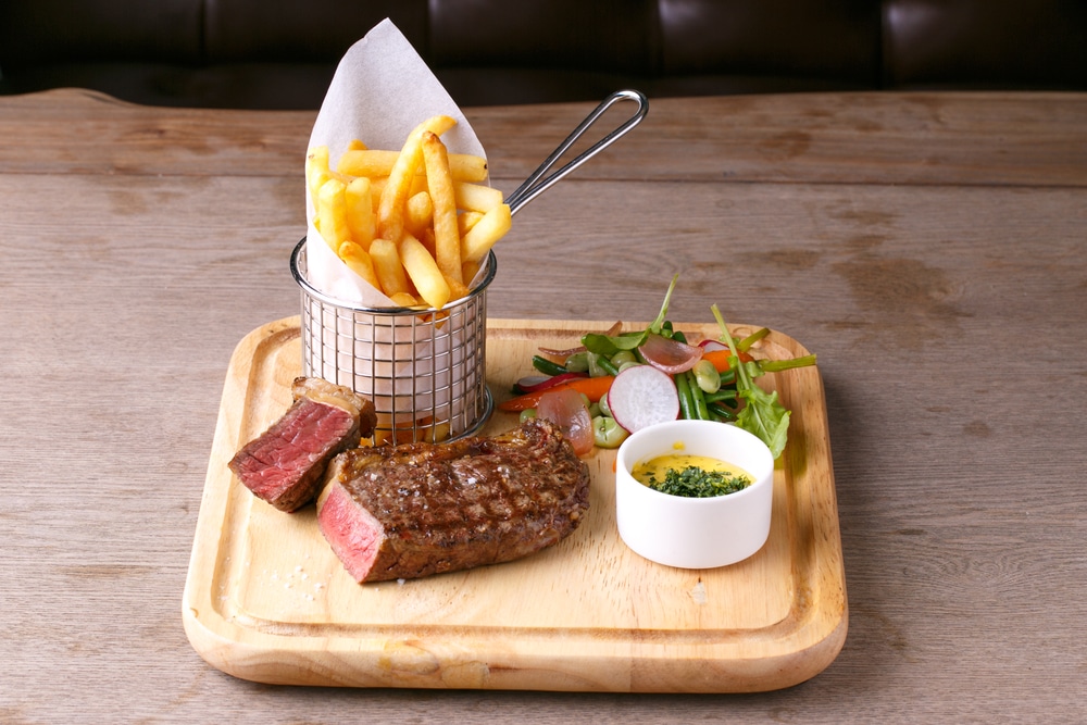 Hausgemachte-Chimichurri-Sauce-–-Das-i-Tuepfelchen