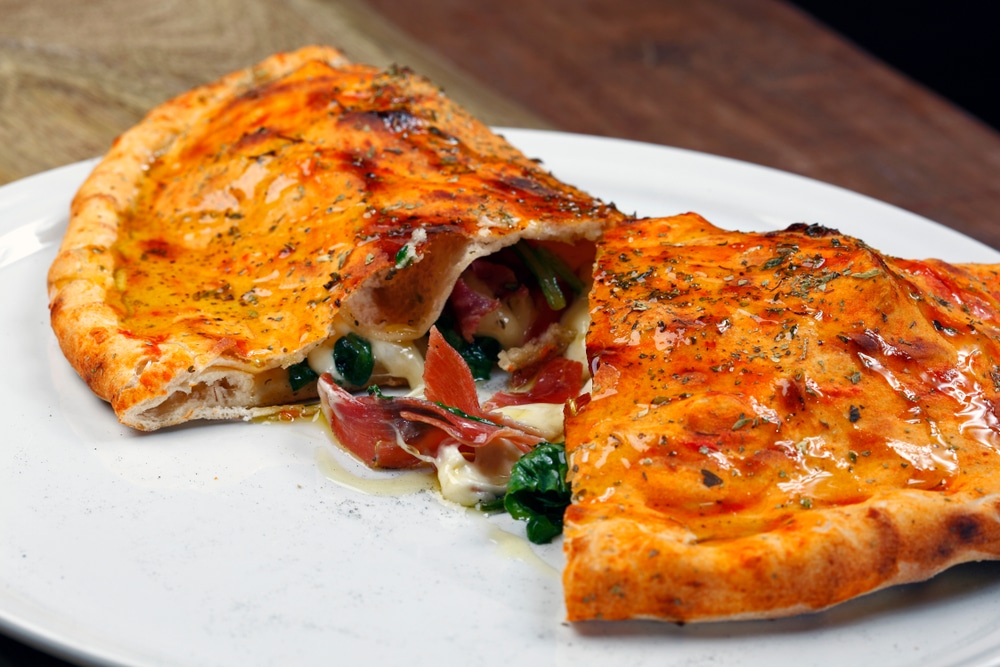 Pizza Calzone – Das gefüllte Highlight